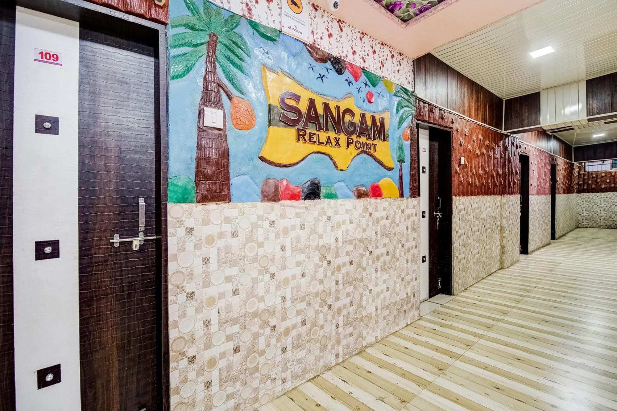 Hotel O Sangam Relax Point Amarnāth Exteriör bild